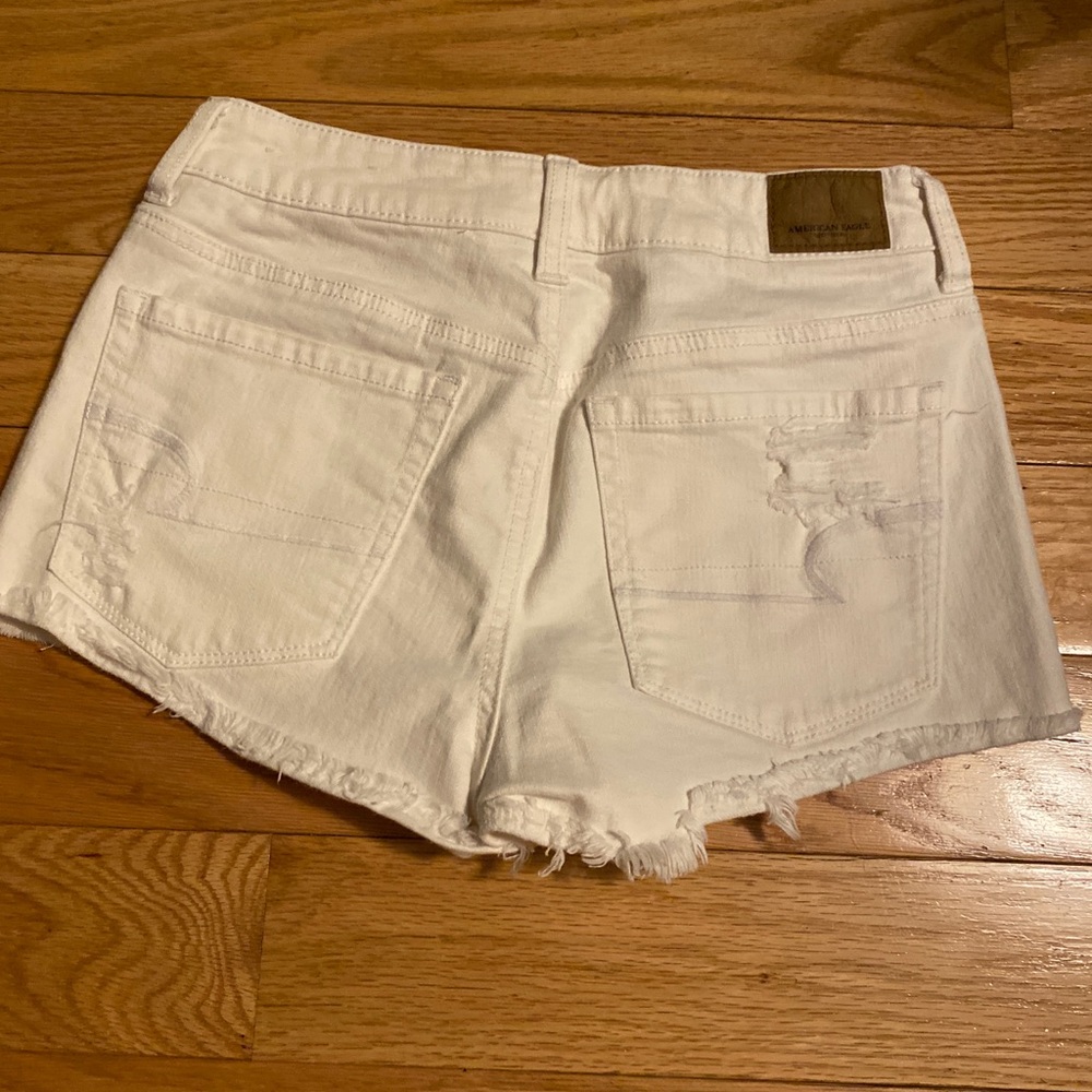 AE WHITE RIPPED FESTIVAL SHORT - Picture 2 of 3